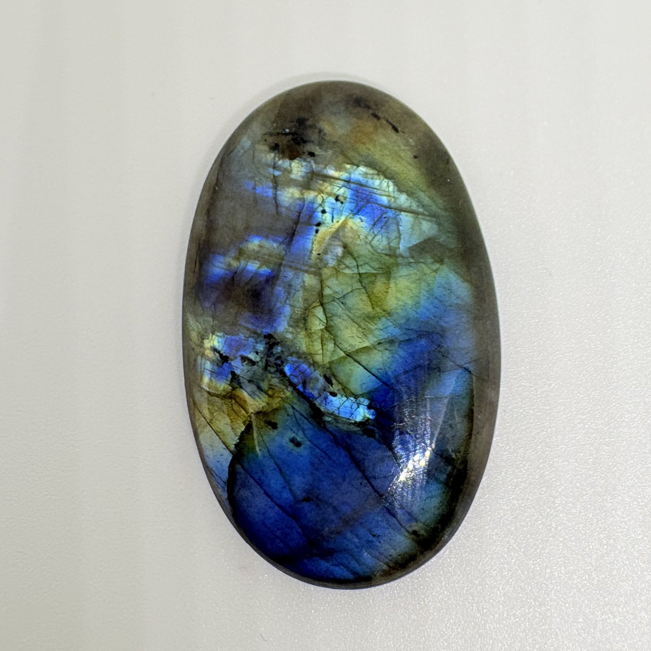 Natural Labradorite Gemstone – Oval Cut, Blue Flash, Loose Stone