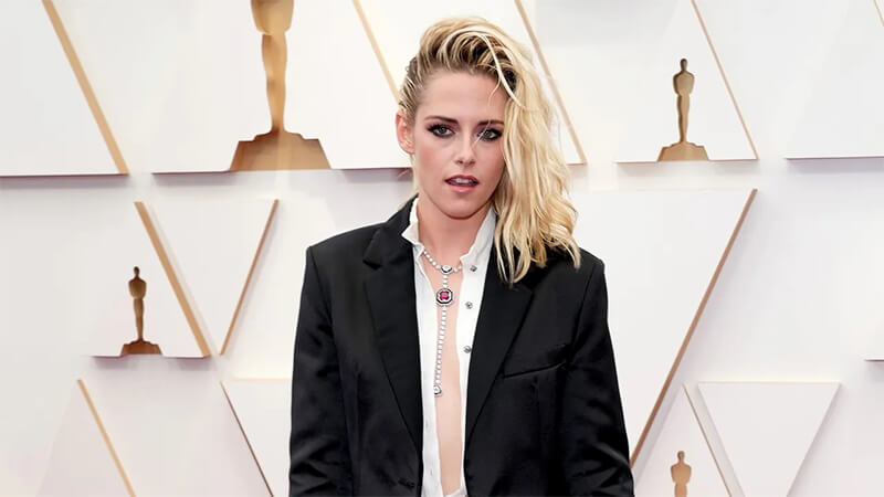 Hollywood Celebrities and Gemstone Enthusiasts: When the Red Carpet Meets Real Passion | GemJewelo